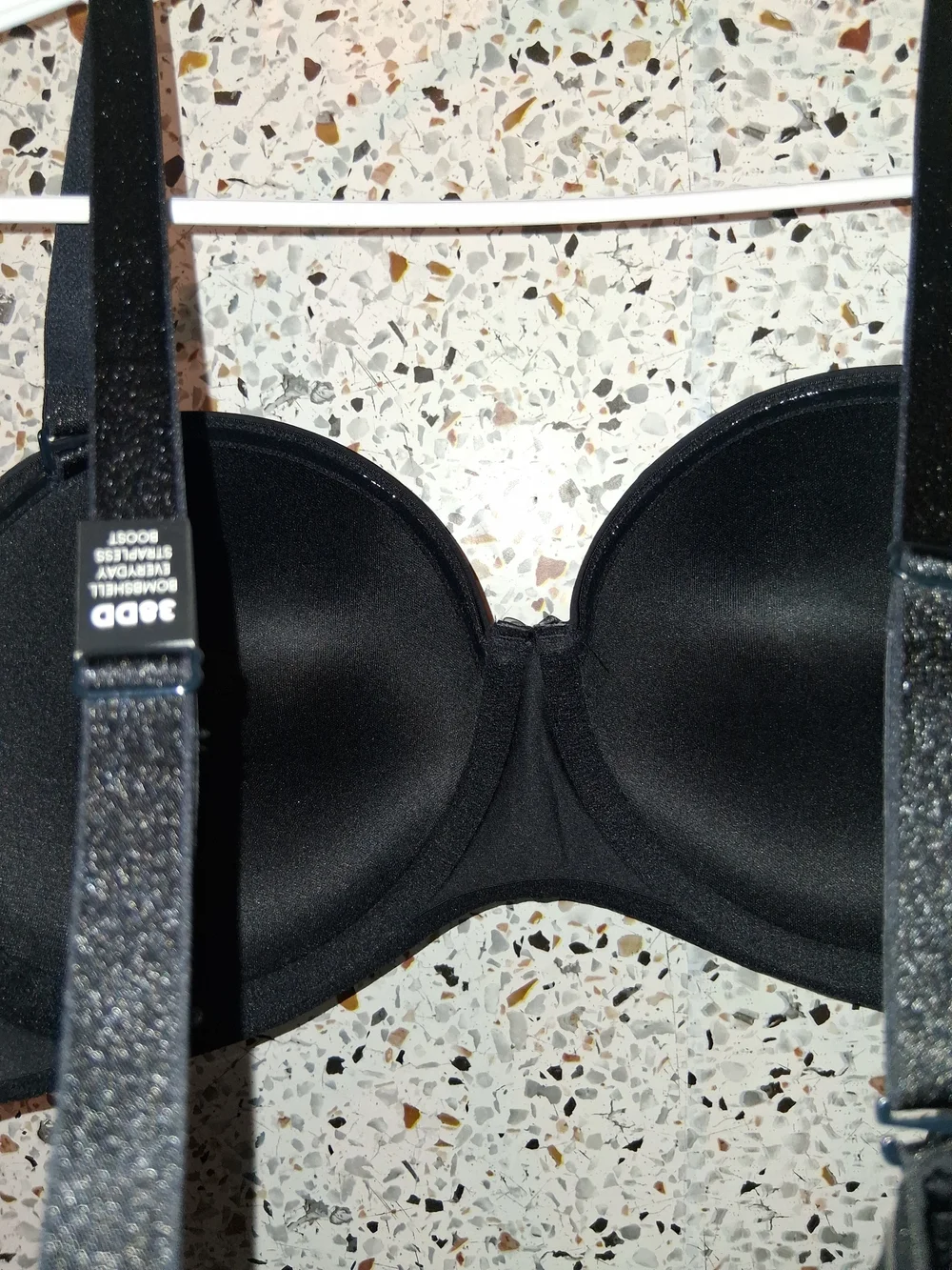 Women's Torrid Convertible Tshirt Bra Size 38DD Black Padded With Wires NWT